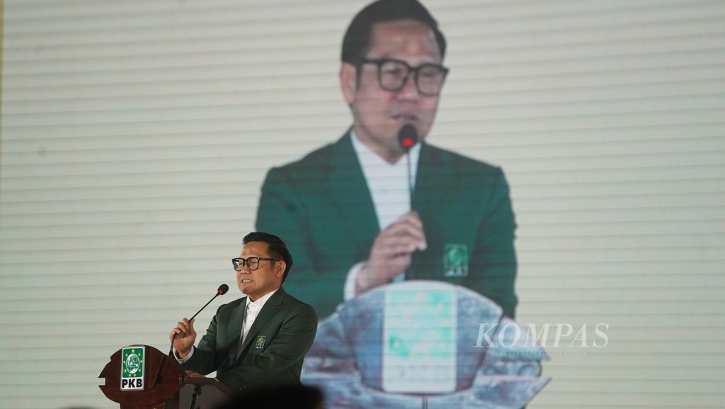 Ketua Umum Partai Kebangkitan Bangsa (PKB) Muhaimin Iskandar saat menyampaikan pidato politiknya dalam puncak Hari Lahir (Harlah) Ke-26 PKB di Jakarta Convention Center, Jakarta, Selasa (23/7/2024). 