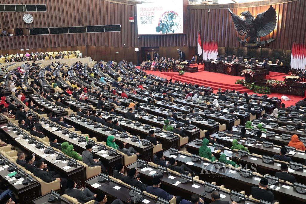 Suasana sidang paripurna DPR di Kompleks Parlemen, Senayan, Jakarta, Rabu (16/8/2023).  