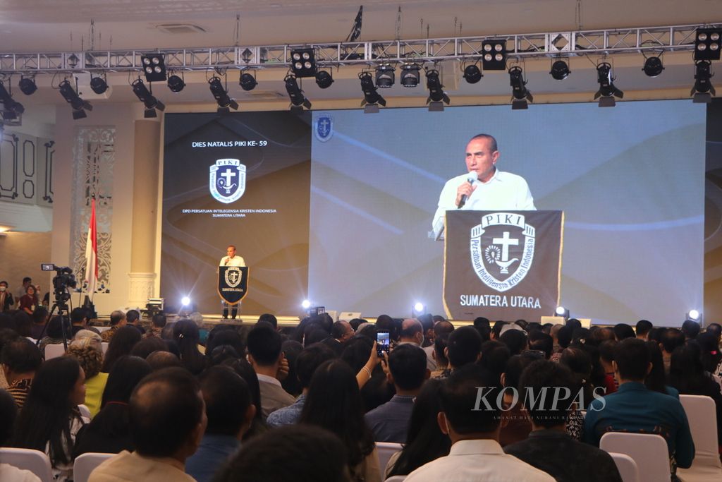 Gubernur Sumatera Utara Edy Rahmayadi menjadi pembicara seminar bertajuk Peluang dan Tantangan Ekonomi Tahun 2023 yang diselenggarakan Persatuan Inteligensia Kristen Indonesia (PIKI) Sumut, di Medan, Sabtu (21/1/2023). 
