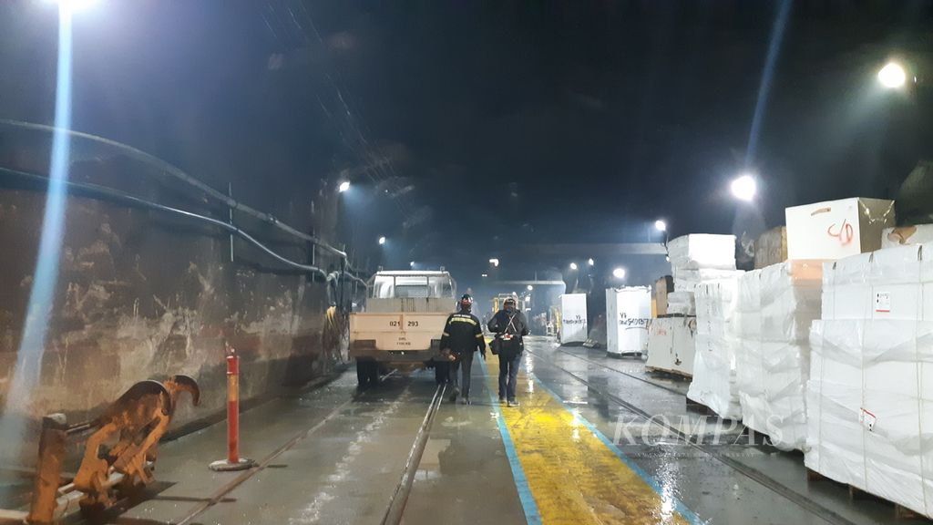 Tampak salah satu terowongan tambang bawah tanah PT Freeport Indonesia, Tembagapura, Kabupaten Mimika, Papua, Rabu (1/6/2022). Terdapat sekitar 600 terowongan dan jalan yang saling terhubung di tiga areal tambang bawah tanah perusahaan tersebut.