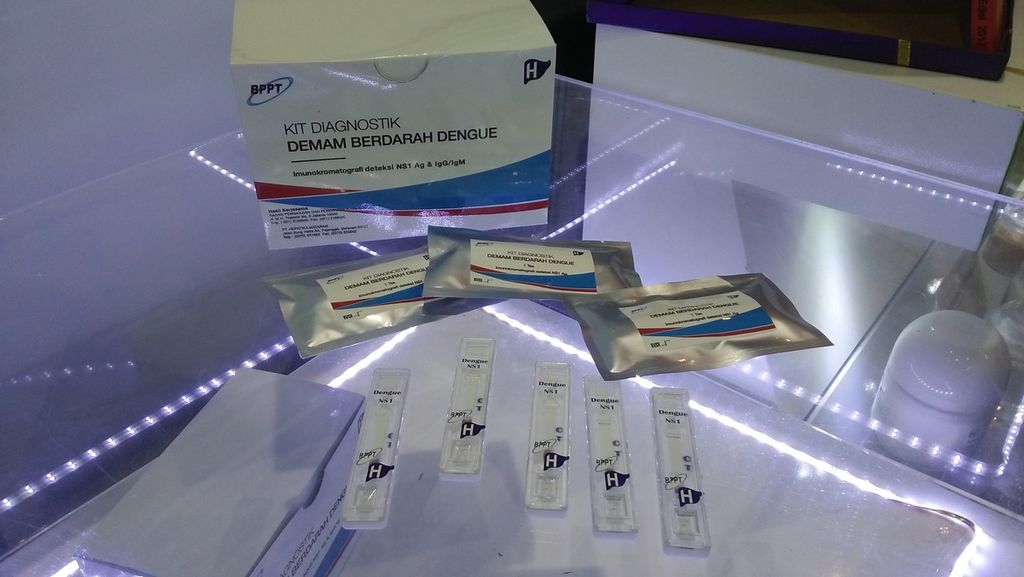 Prototipe produk diagnostik kit demam berdarah dengue.