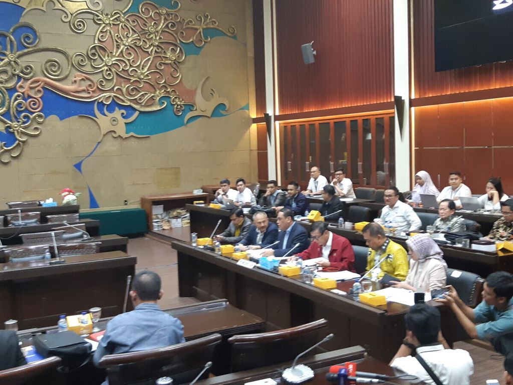 Suasana Rapat Pleno Baleg DPR sekaligus pengambilan keputusan tingkat I terhadap revisi UU KPK.