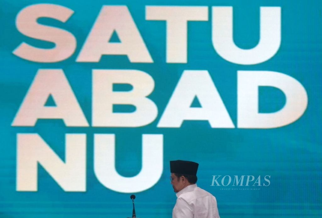 Ketua Umum PKB Muhaimin Iskandar bersiap memberikan sambutan saat Sarasehan Satu Abad NU di Jakarta, Senin (30/1/2023).  