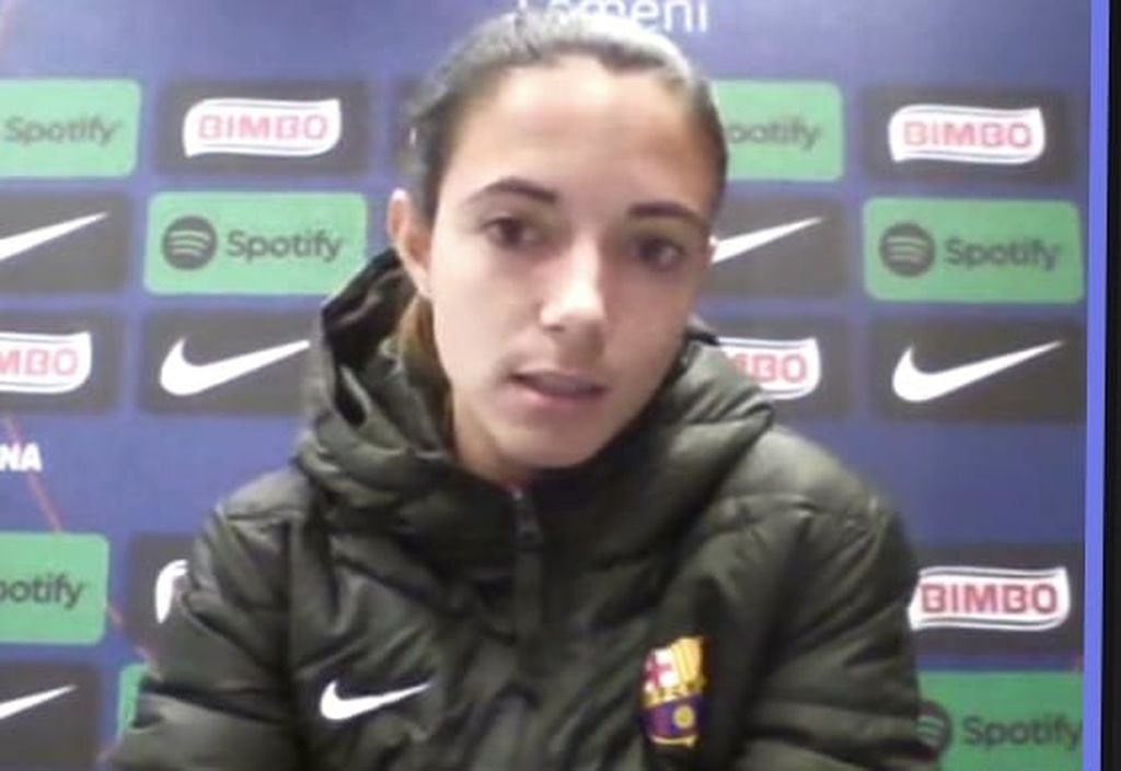 Aitana Bonmati menjawab pertanyaan pada wawancara daring dengan wartawan Asia Pasifik, termasuk <i>Kompas</i>, Rabu (6/3/2024). Peraih Ballon d’Or Femeni 2023 itu mengungkap kunci sukses kebangkitan sepak bola putri Spanyol.