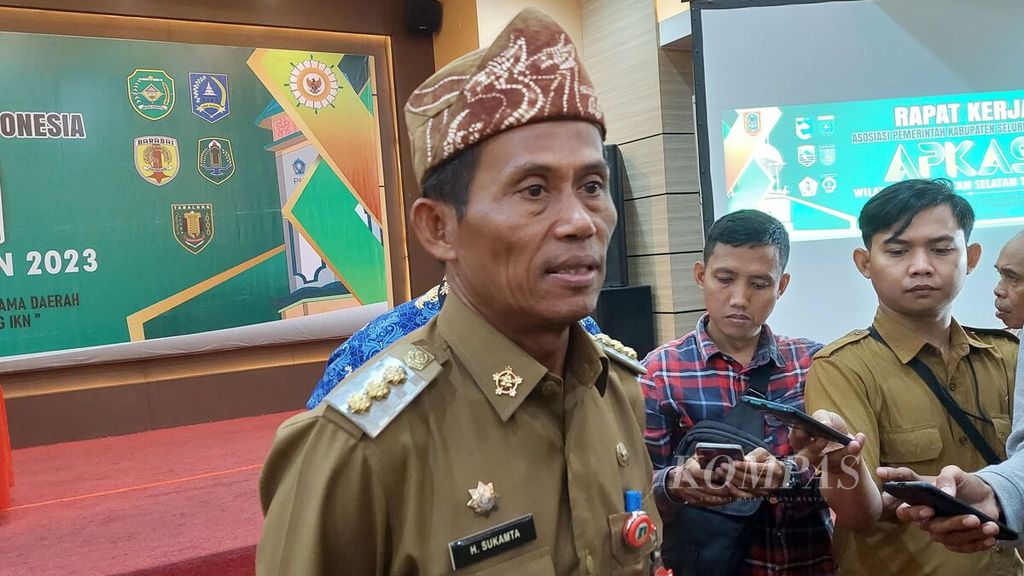 Koordinator Apkasi Wilayah Kalimantan Selatan Sukamta, yang juga Bupati Tanah Laut, di Banjarmasin, Senin (19/6/2023).
