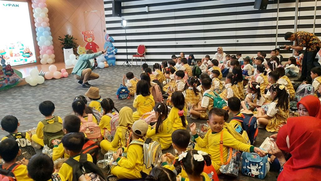 KPK mengundang sejumlah taman kanak-kanak untuk hadir dalam peringatan Hari Anak Nasional di Gedung Pusat Edukasi Antikorupsi atau KPK C1, Jakarta, Selasa (23/7/2024). 